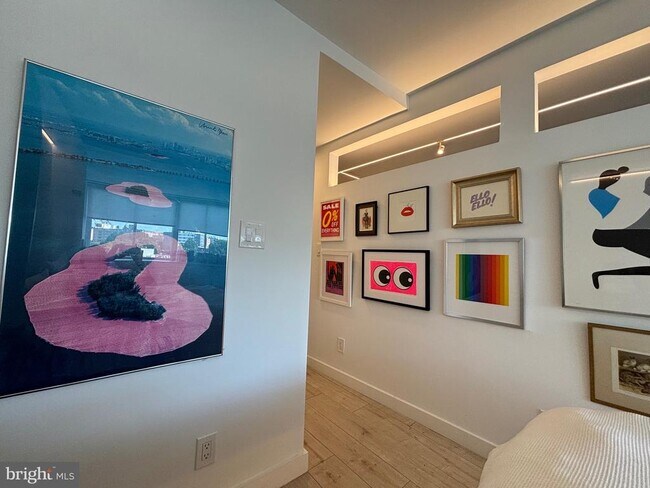 Building Photo - 2510 Virginia Ave NW