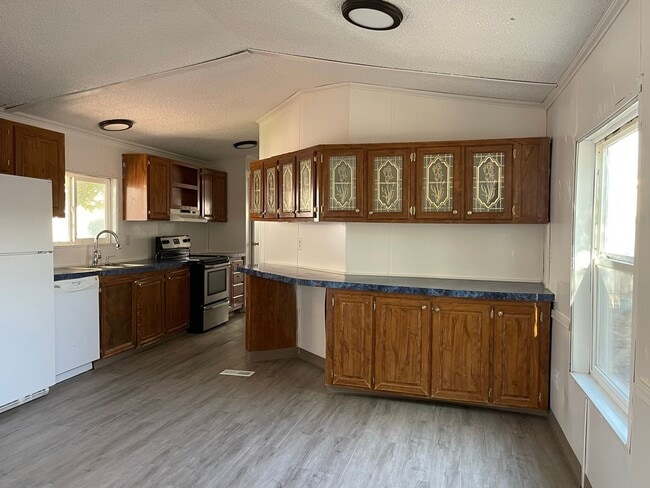 Building Photo - Welcome to the charming Riverdale Farms subdivision in Thornton, CO, where a delightful 3-bedroom...