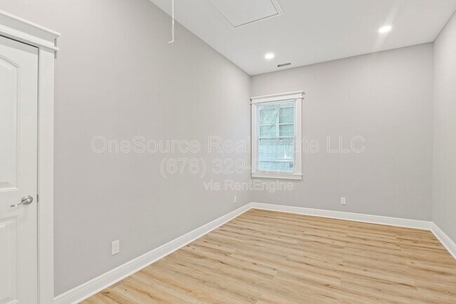 Building Photo - 883 N Grand Ave NW