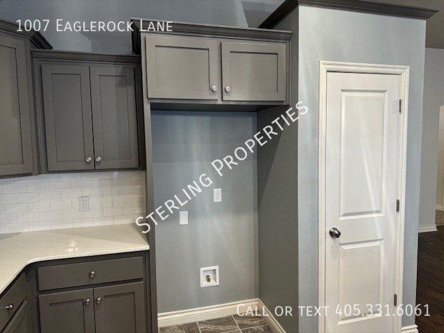 Building Photo - 1007 Eaglerock Ln