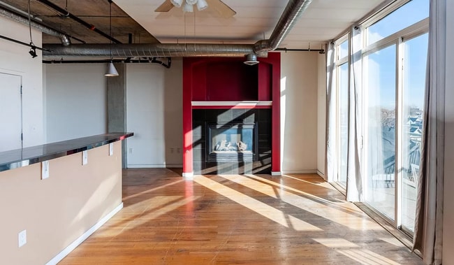 Building Photo - 3211 Zuni St