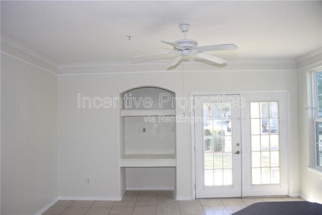 Building Photo - 3281 Soho St