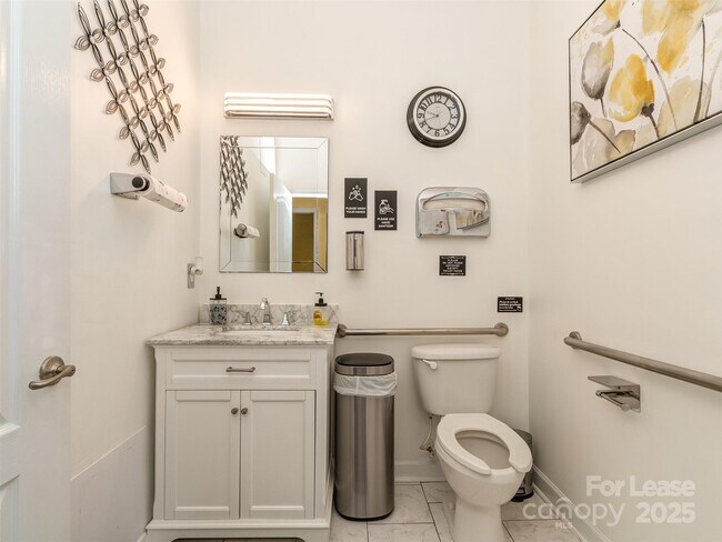 Building Photo - 2074 Ayrsley Town Blvd