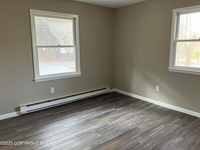 Building Photo - 180 Penn Forest Trail