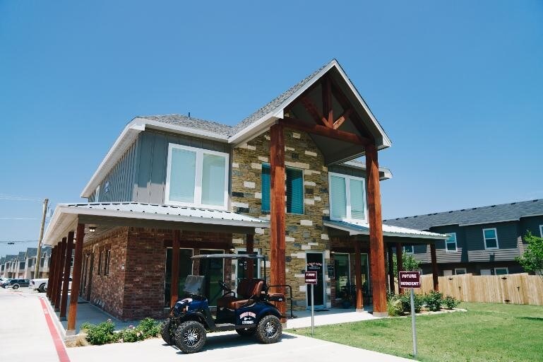 Indian Creek Townhomes 2131 Indian Creek Rd Brownwood TX 76801 Apartment Finder