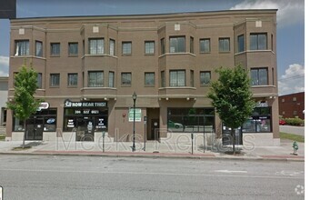 Building Photo - 1456 4th Ave