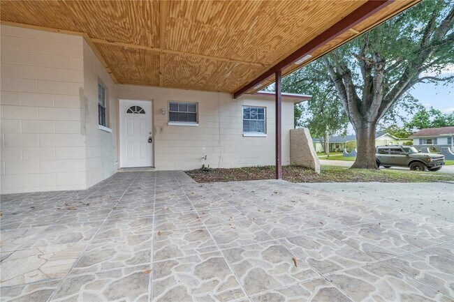 Building Photo - 7314 Sequoia Dr