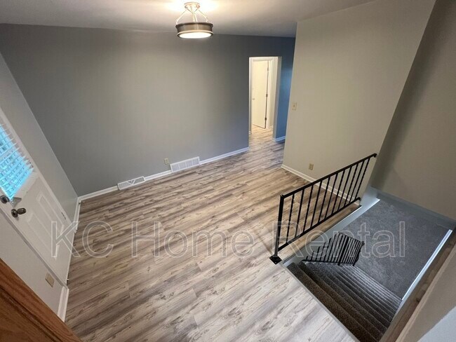 Building Photo - 506 Santa Fe St