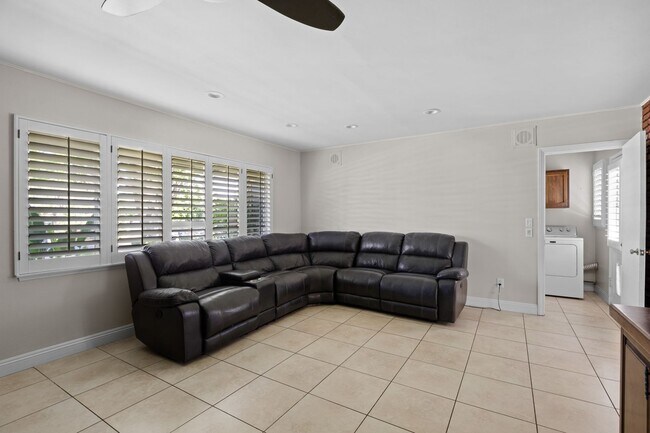 Building Photo - Welcome to this Beautiful Ranch-Style Home...