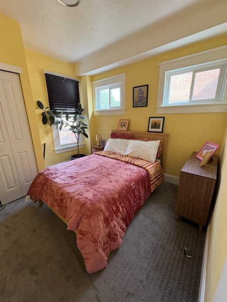 Building Photo - 3205 Josephine St