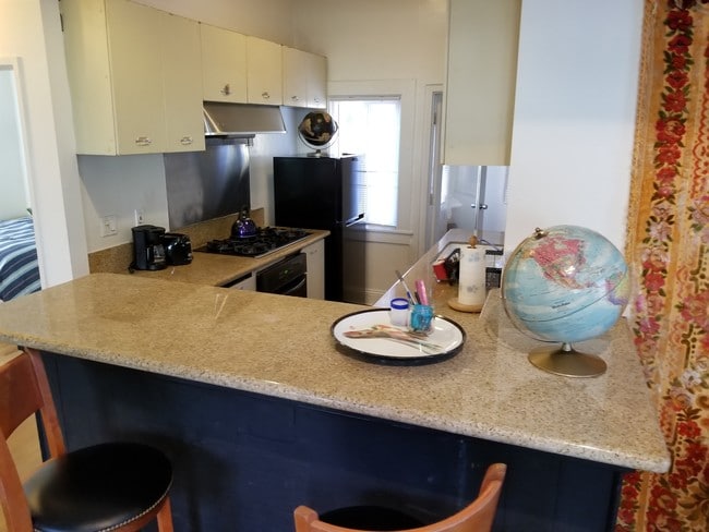 Building Photo - 3989 Beethoven St