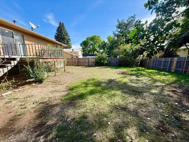 Building Photo - 6 MONTH LEASE SPECIAL! 4 Bed, 2 Bath Single Family Home near City Park!