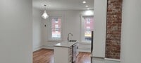 Building Photo - 2728 W Girard Ave