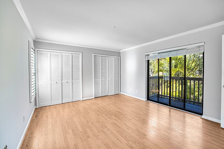 Building Photo - 17455 Overhill Dr