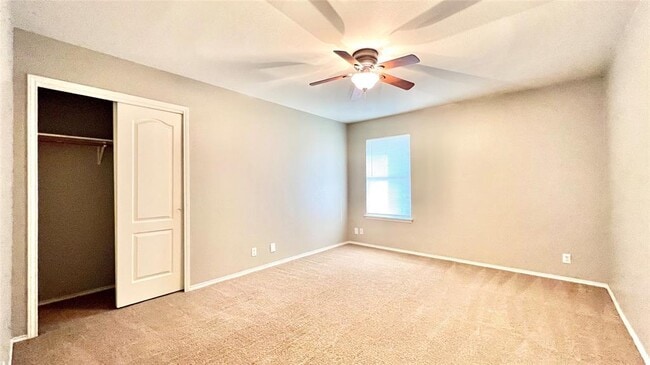 Building Photo - 1708 Carriage Hills Trail