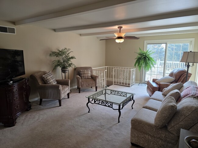 Building Photo - 411 Firehouse Rd