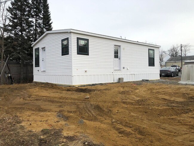 Building Photo - 69 Manchester St