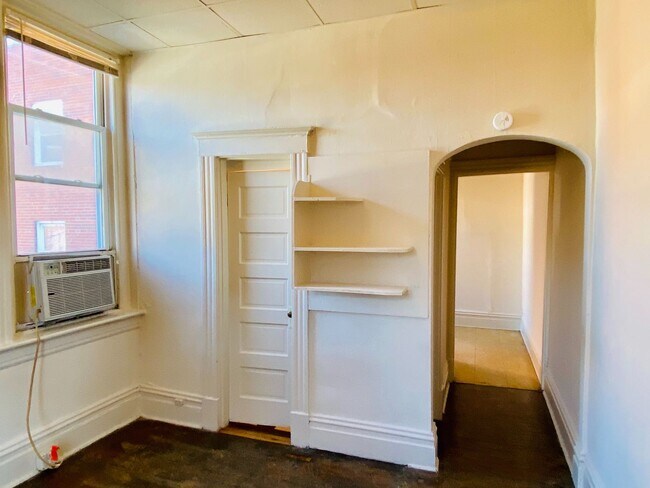 Building Photo - 2601 Park Avenue