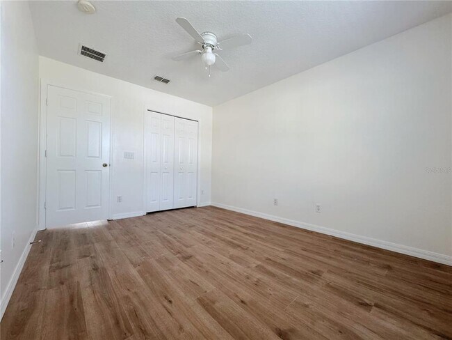 Building Photo - 760 Cresting Oak Cir