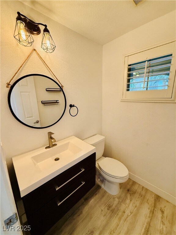 Building Photo - 777 Valley Rise Dr