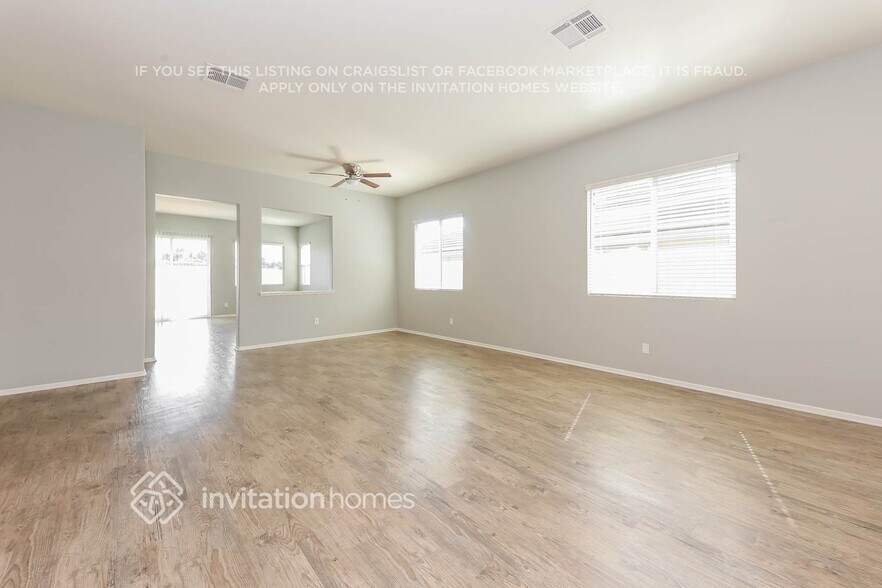 Building Photo - 835 Brownie Way