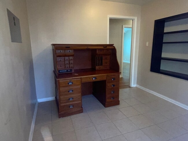 Building Photo - 3 BEDROOM, PLUS OFFICE, BELTON ISD