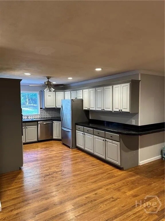 Building Photo - 50 Pine Valley Dr