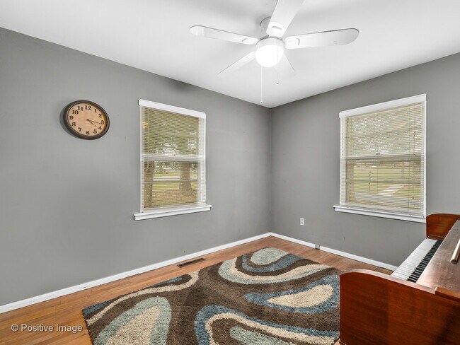 Building Photo - 749 Gamble Dr