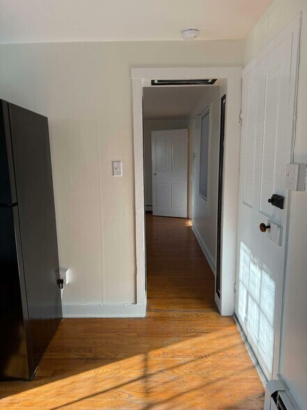 Building Photo - 344B W Patrick St