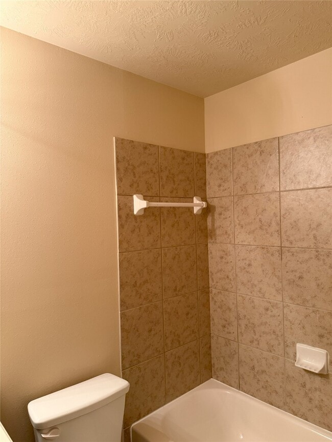 Building Photo - 22434 Albee Dr