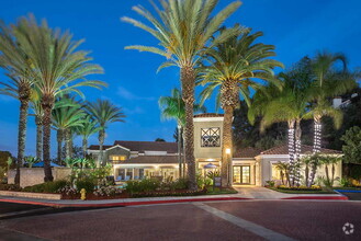 Building Photo - Emerald Pointe