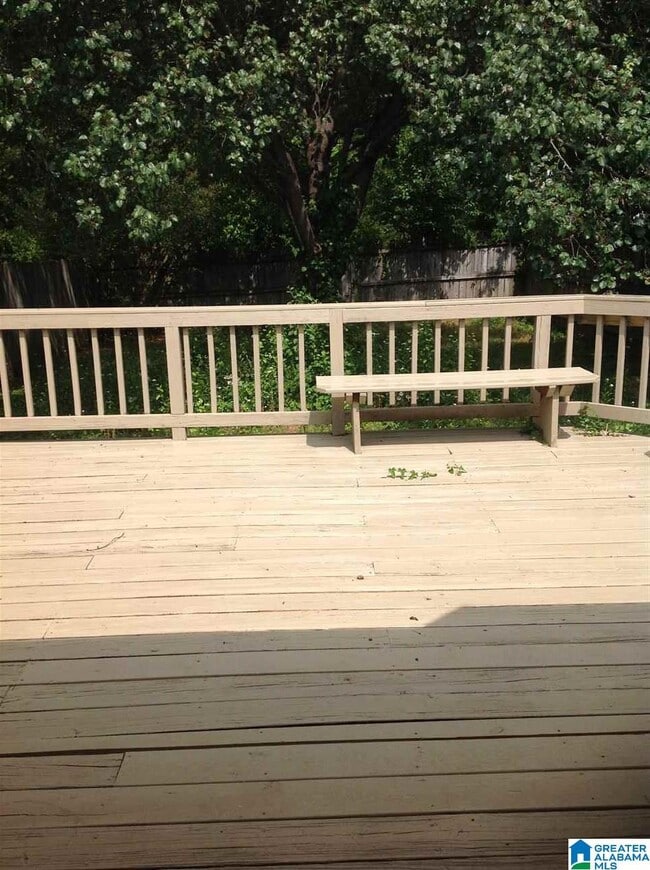 Building Photo - 200 Willow Point Cir