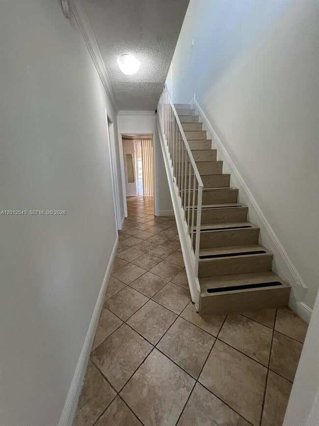 Building Photo - 9210 Fontainebleau Blvd