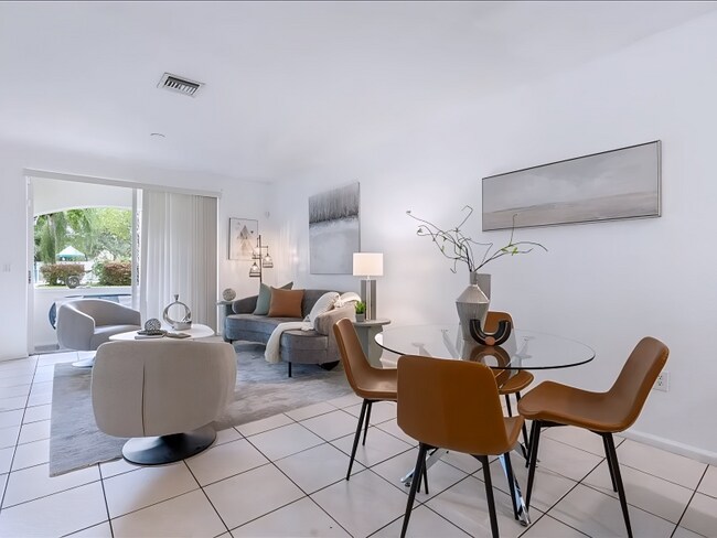 Building Photo - 2658 SW 83rd Terrace