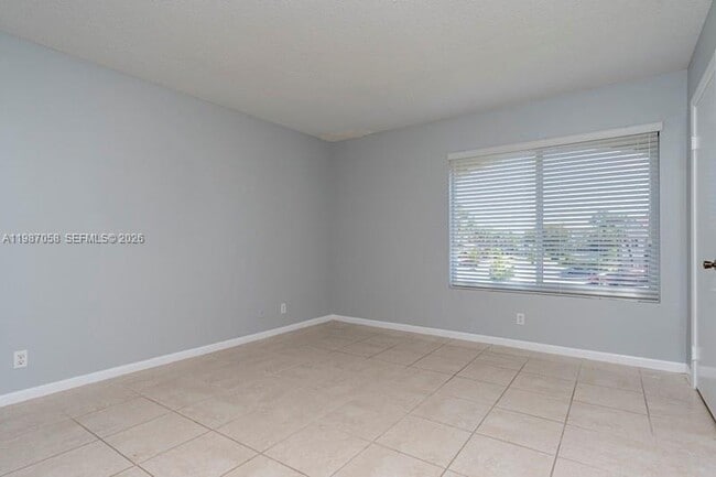 Building Photo - 815 Boynton Beach Blvd