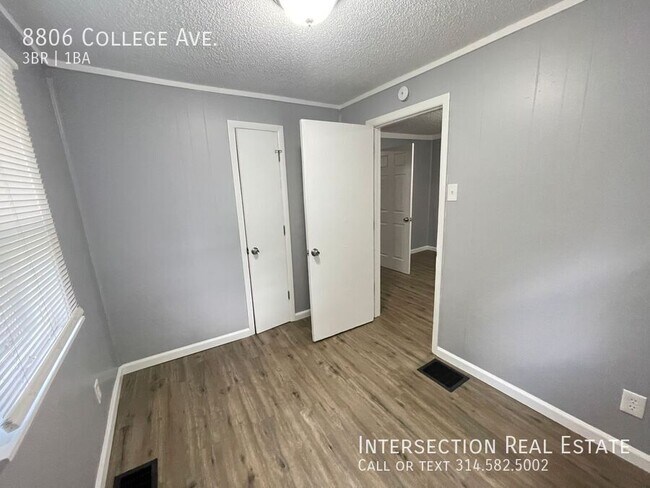 Building Photo - 8806 College Ave