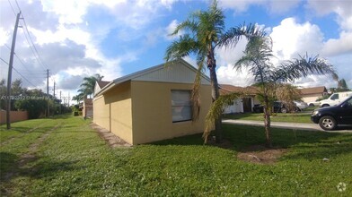 Building Photo - 5721 Wingham Way