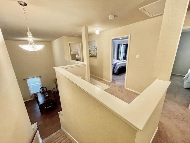 Building Photo - 2305 Willard Way