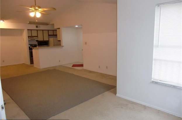 Building Photo - 2946 S University Dr