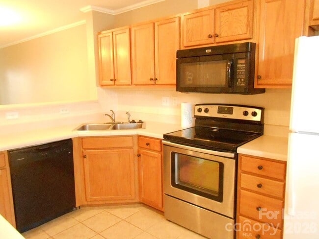 Building Photo - 10260 Reindeer Way Ln