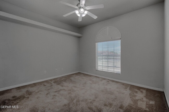 Building Photo - 6030 Laguna Vista Dr