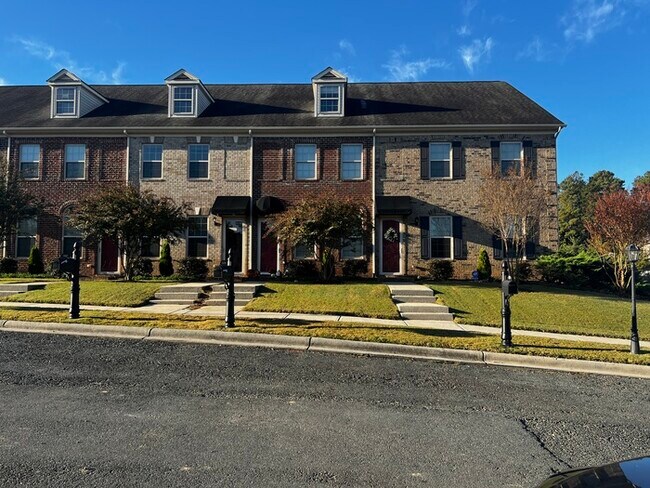 Primary Photo - 11442 Charles Towne Way