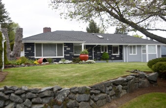 Building Photo - Charming Updated 1955 Rambler – 3 Bed, 2 B...