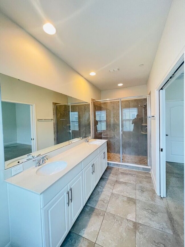 Building Photo - Copley Square-561 Scotia Place Orlando FL ...
