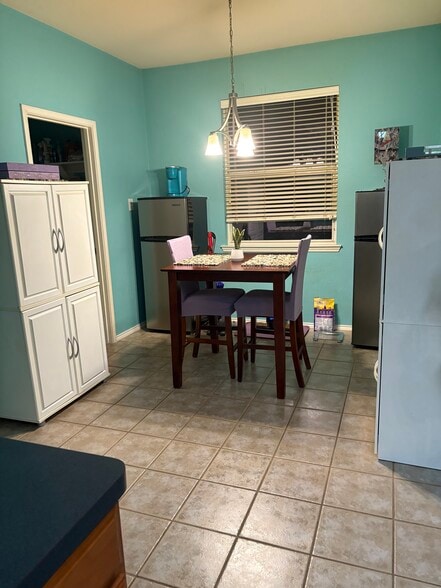 Dining - 2312 Orchid Dr