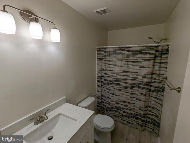 Building Photo - 5408 Lister Ct