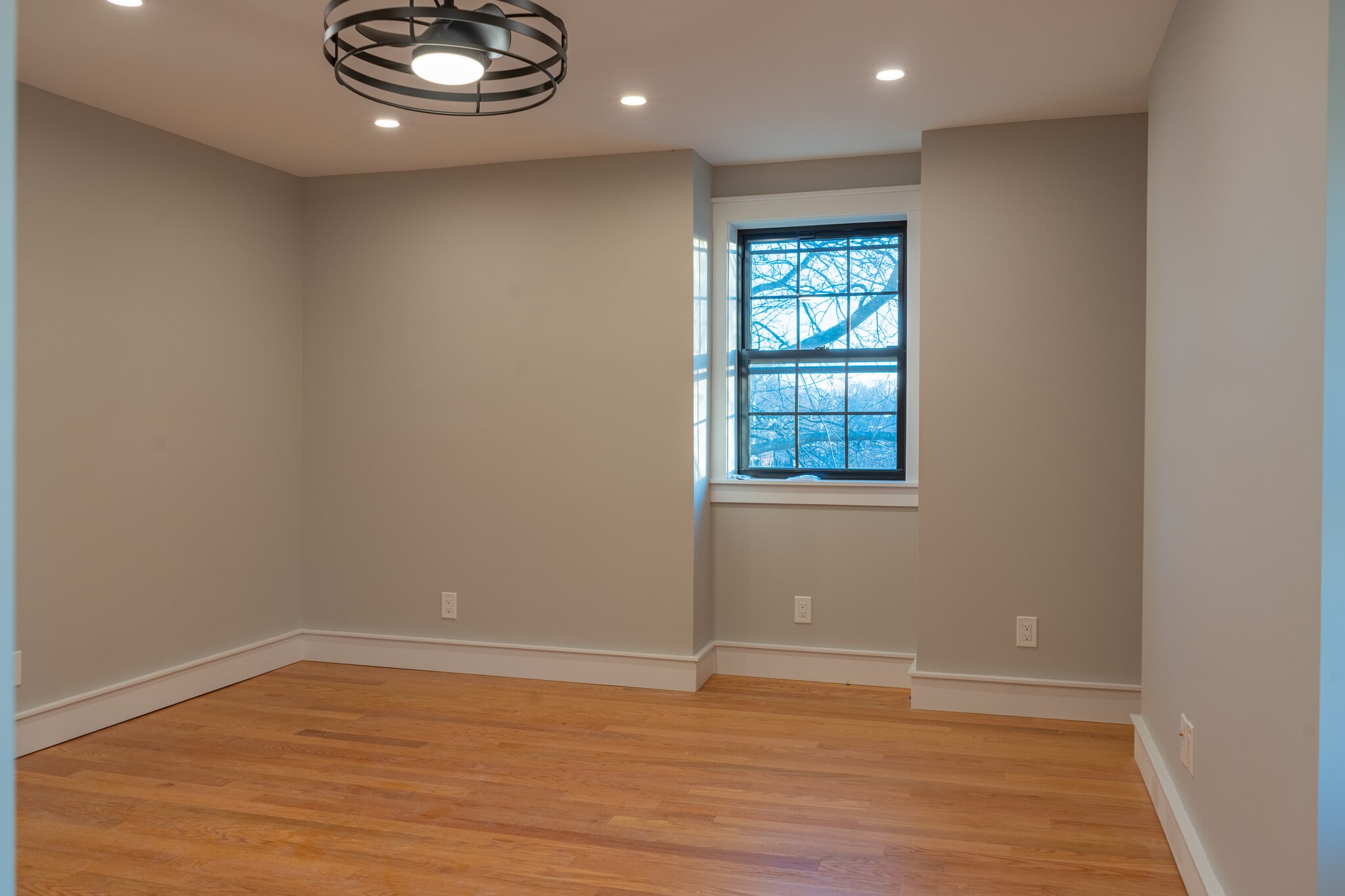 Building Photo - 85 Cannon St