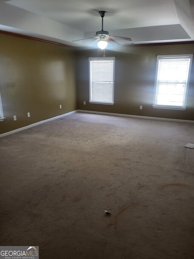 Building Photo - 6337 Windy Ridge Way