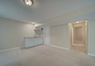 Building Photo - 18413 Cedar Dr