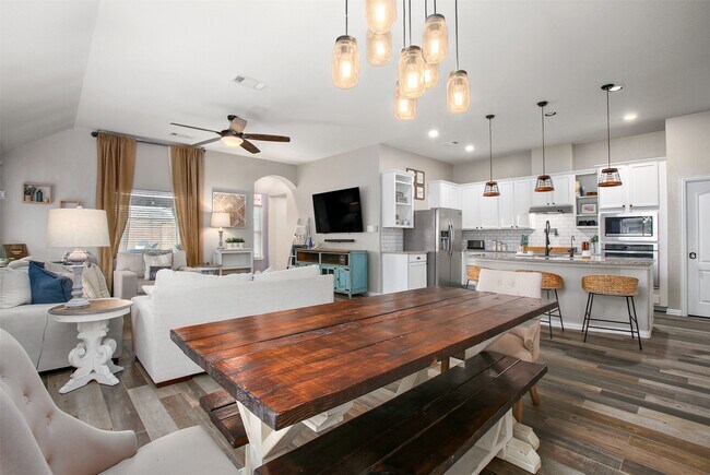 Building Photo - 3037 Broadhaven Dr